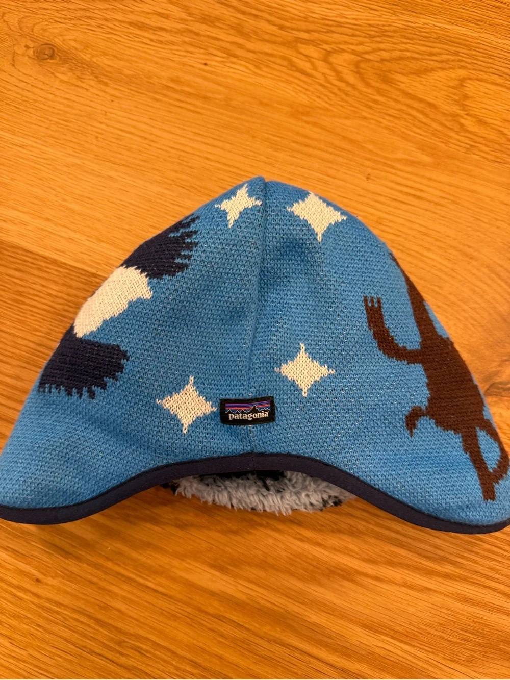 Patagonia Kids Blue Animal Knit Beanie Winter Hat Reversible 18/24 Months